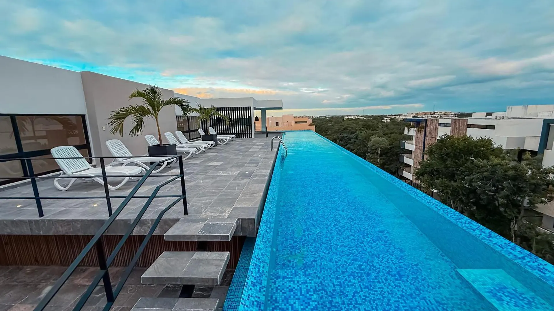 1 Bedroom Apartment In Aldea Zama King Bed Wifi Elle 01 contacts
